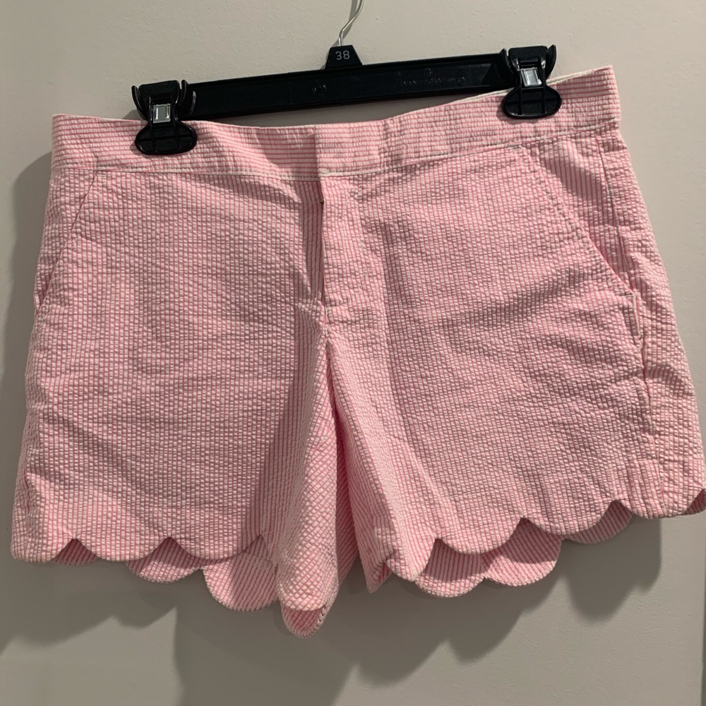 Pink ans white seer-sucker lily Pulitzer shorts